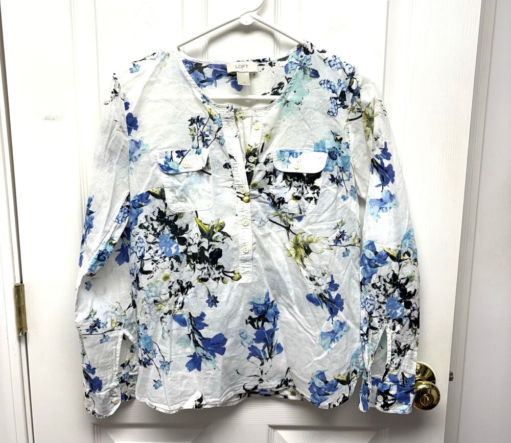 Loft Floral Blouse White Blue 1/2 Button Up Long Sleeve 100% Cotton Woman's XS